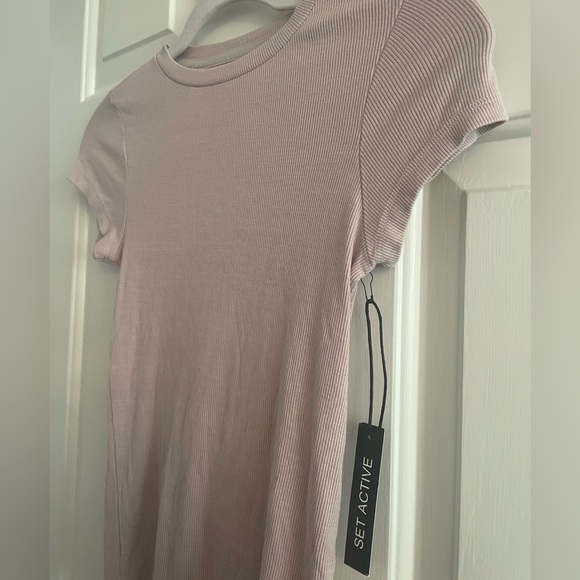 Ribbed Tee T-Shirt Dusty Pink Small - Picture 4 of 6